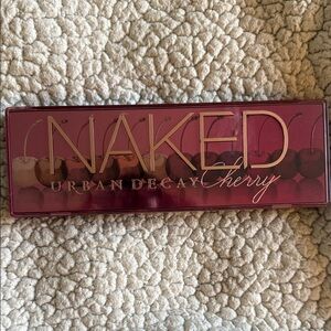 Urban Decay Naked Cherry Palette - Rich Cherry Hues